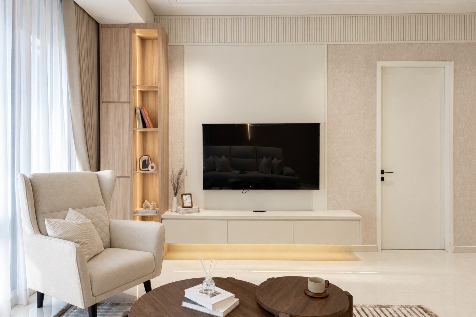 Regent_Suites_Layers_Of_Sol_Living_1